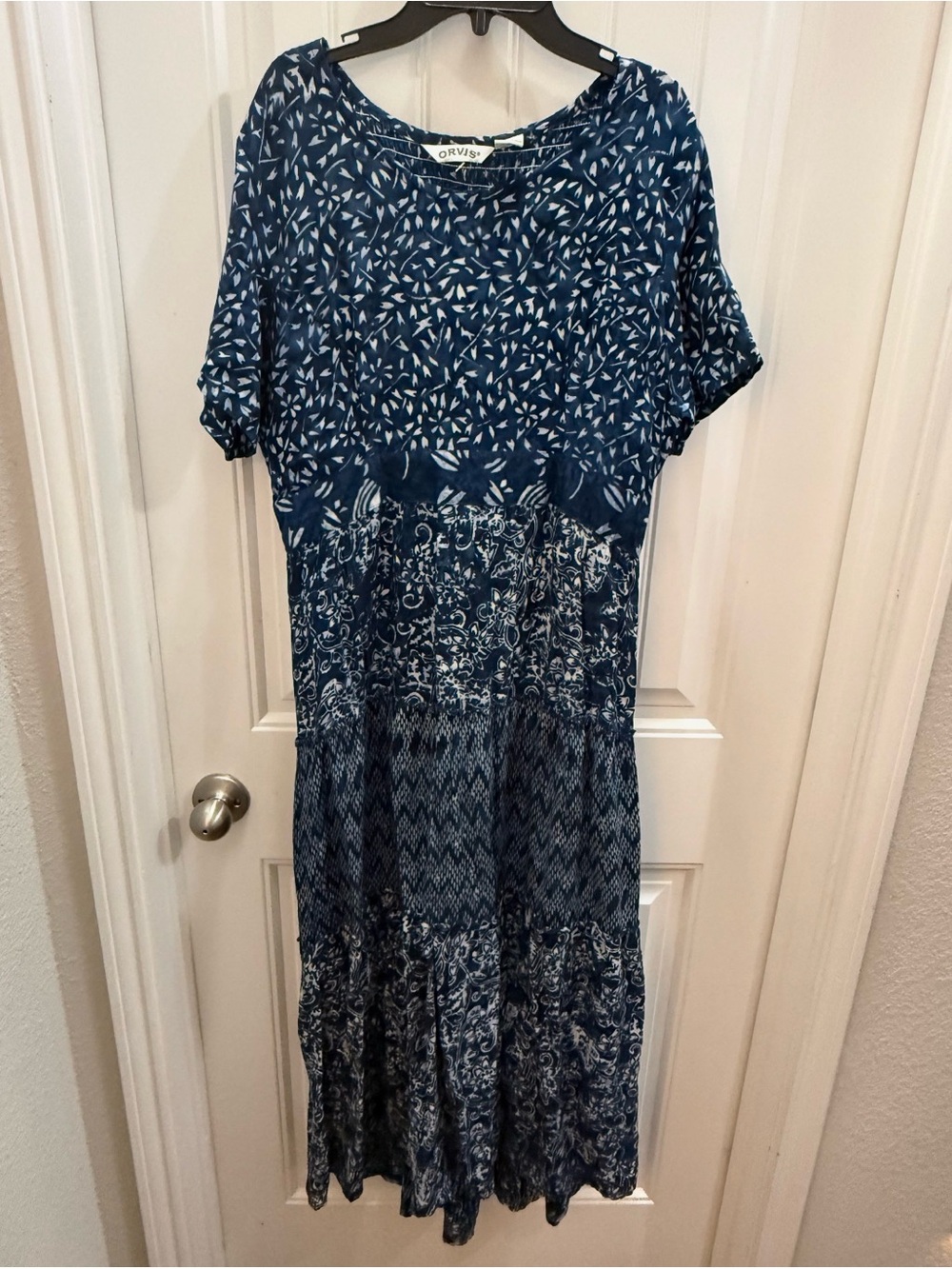 Orvis Navy Blue Mixed-Print Short-Sleeve Tiered Midi maxi Dress size M